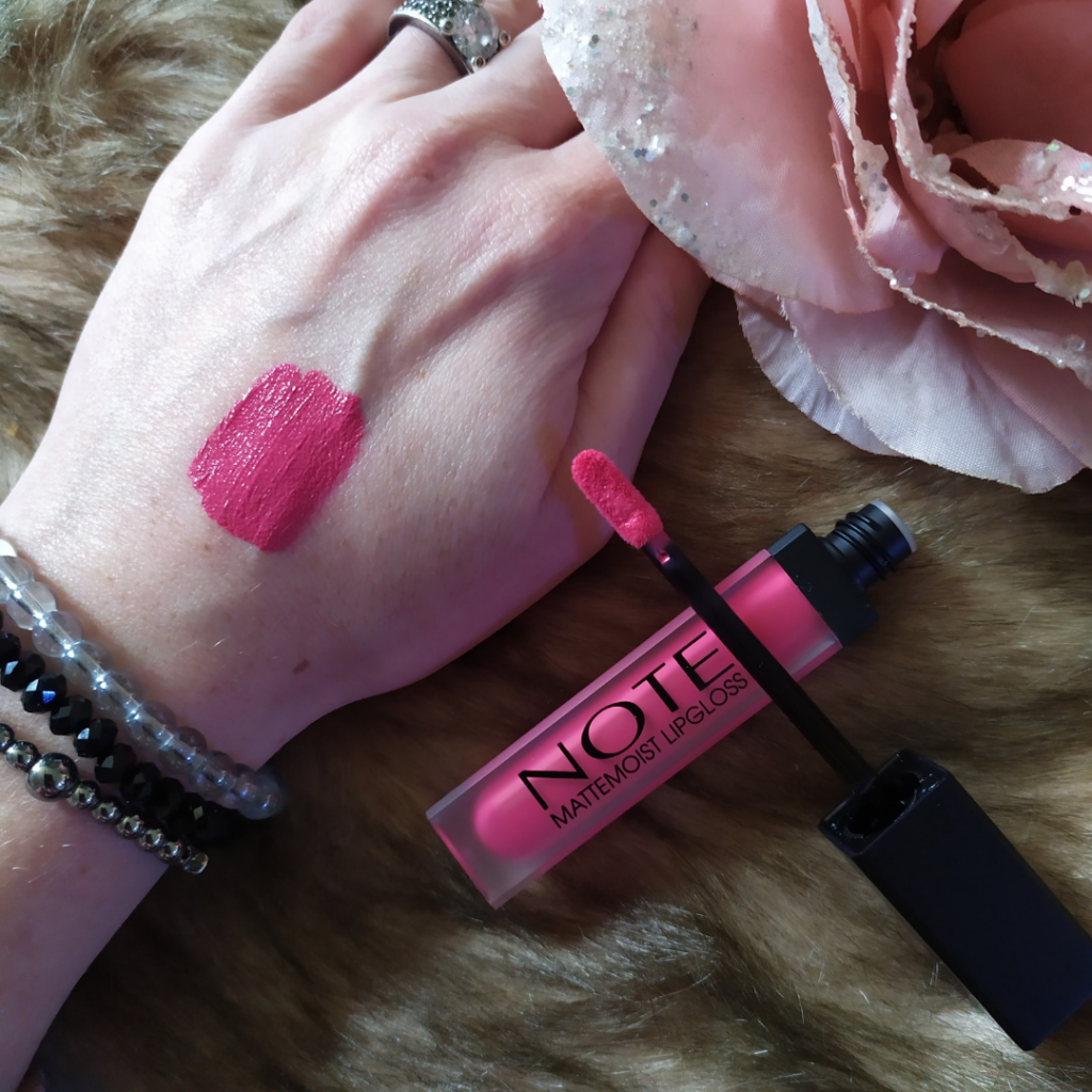 NOTE Cosmetics Mattmoist Lipgloss By Vosje