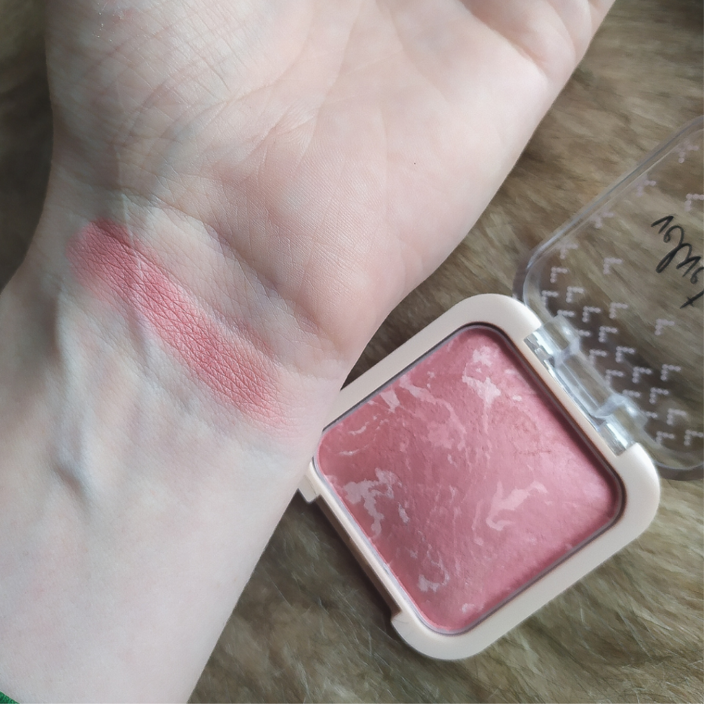 KRUIDVAT VELVET GLOW BLUSH by vosje